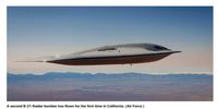 آمریکا از دومین بمب‌افکن B-21 رونمایی کرد+ عکس