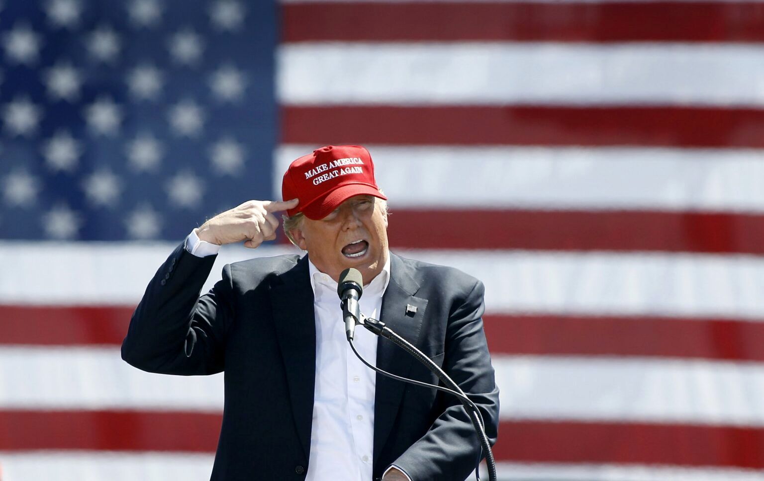 ترامپ: اخوان‌المسلمین را سازمان تروریستی اعلام می‌کنیم