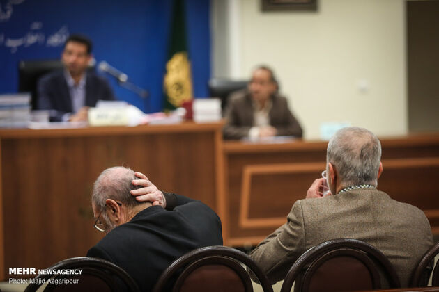 دادگاه متهمان بانک سرمایه