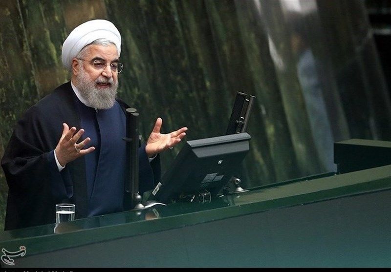 واکنش روحانی به ماجرای فیضیه در جلسه سوال از رئیس‌جمهور +فیلم