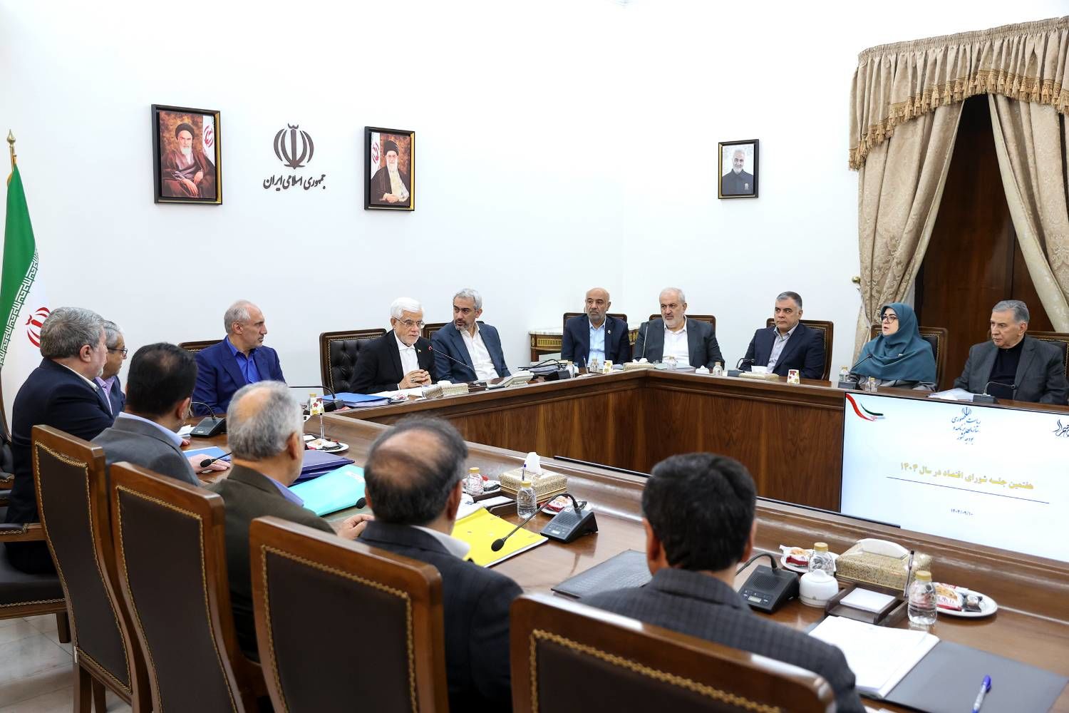 جلسه شورای اقتصاد به ریاست عارف/ طرح جامعی نیاز است تا تابستان سال آینده، کسری برق نداشته باشیم