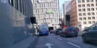 لحظه انفجار اتوبوس در سوئد