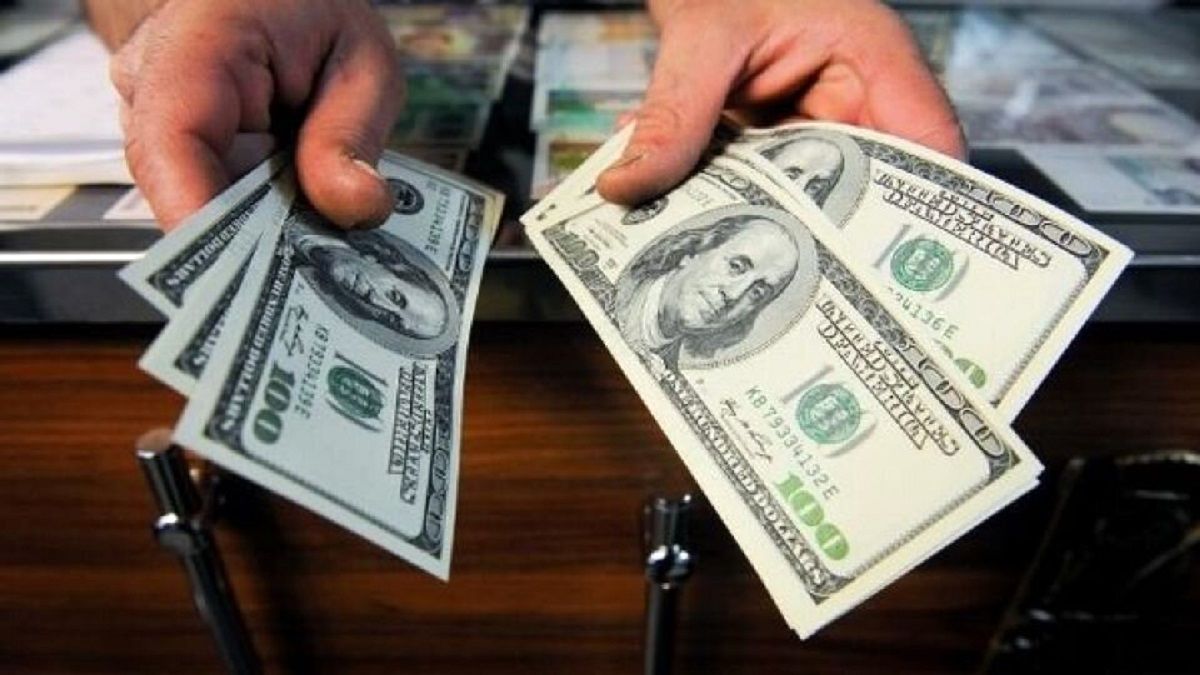 مسئول کنترل بازار ارز و دلار کیست؟