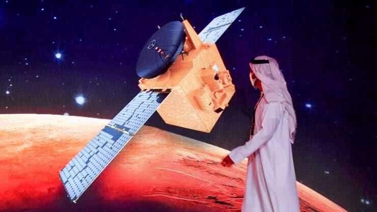 ماهواره اماراتی به مریخ رسید