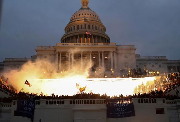 شورش در واشینگتن‌دی‌سی / حمله ترامپیست‌ها به ساختمان کنگره