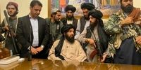 طالبان با خواندن آیاتی از قرآن کریم در ارگ نشست