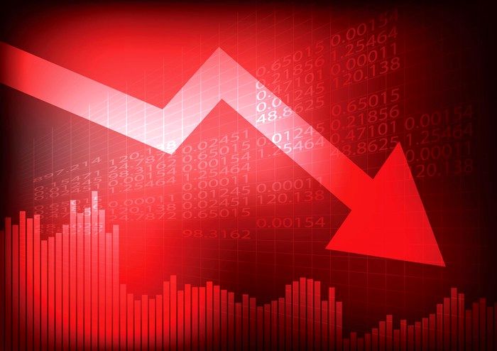 سقوط بورس به کانال 1.9 میلیونی / خودرویی‌ها قرمزتر از بازار 