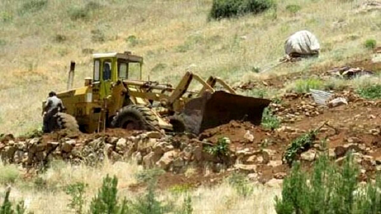 آزادسازی 12 هزار مترمربع از اراضی تالابی از چنگ زمینخواران