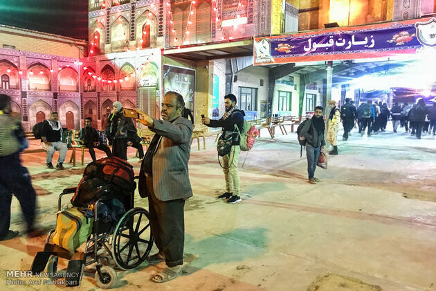 بازگشت زائران اربعین حسینی از مرز مهران