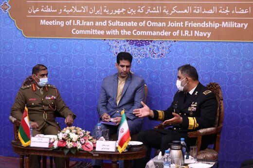 در جلسه فرماندهان ارشد نظامی ایران و عمان چه گذشت؟
