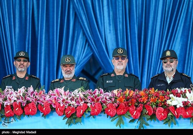 مراسم رژه روز ارتش جمهوری اسلامی