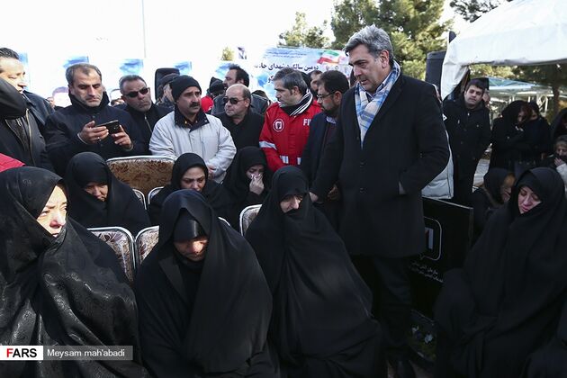 دومین سالروز حادثه پلاسکو و شهادت آتش‌نشانان