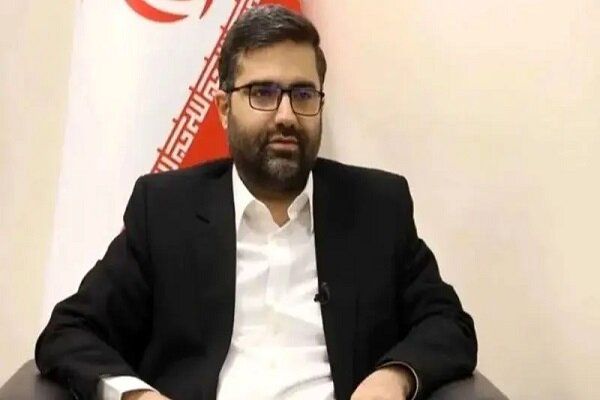 سقاب اصفهانی: همسرم پناهگاهم بود/ در کار و حتی جلسه‌های دولت هم حضورش را حس می‌کنم+ فیلم 