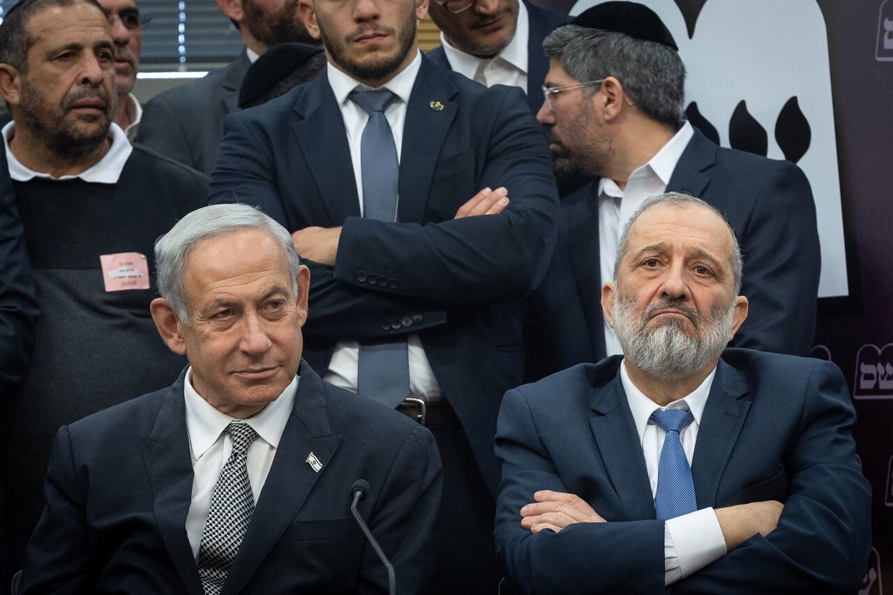 متحدان اصلی نتانیاهو شمشیر را از رو بستند/ نخست وزیر اسرائیل برکنار می شود ؟ 
 