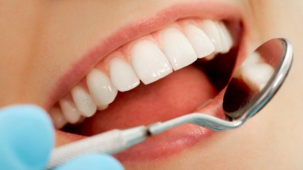 با این فرمول غذایی دندان هایتان را سفید کنید

