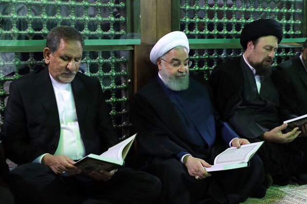  تجدید میثاق رئیس جمهور و اعضای هیأت دولت با آرمان‌های بلند امام خمینی