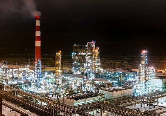 آتش‌سوزی در پالایشگاه نفت روسیه