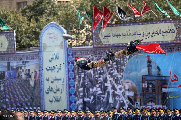 مراسم مشترک دانش‌آموختگی دانشجویان دانشگاه‌های افسری ارتش
