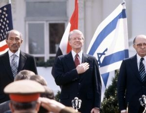 از میدان جنگ تا میز مذاکره: وقتی کلید پایانِ جنگ در دست «کشور سوم» است | چگونه میانجی‌ها در تاریک‌خانه‌های سیاست، شعله‌های جنگ را خاموش می‌کنند؟