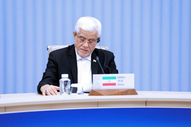 عارف بعد از بازگشت از مسکو: پیشنهاد استفاده از ریال یا پول دیجیتال را در اجلاس شانگهای ارائه کردیم