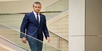 بلومبرگ: وزیر جنگ آمریکا بعد از انتخابات با یک نبرد فرسایشی در کنگره روبه‌رو خواهد شد