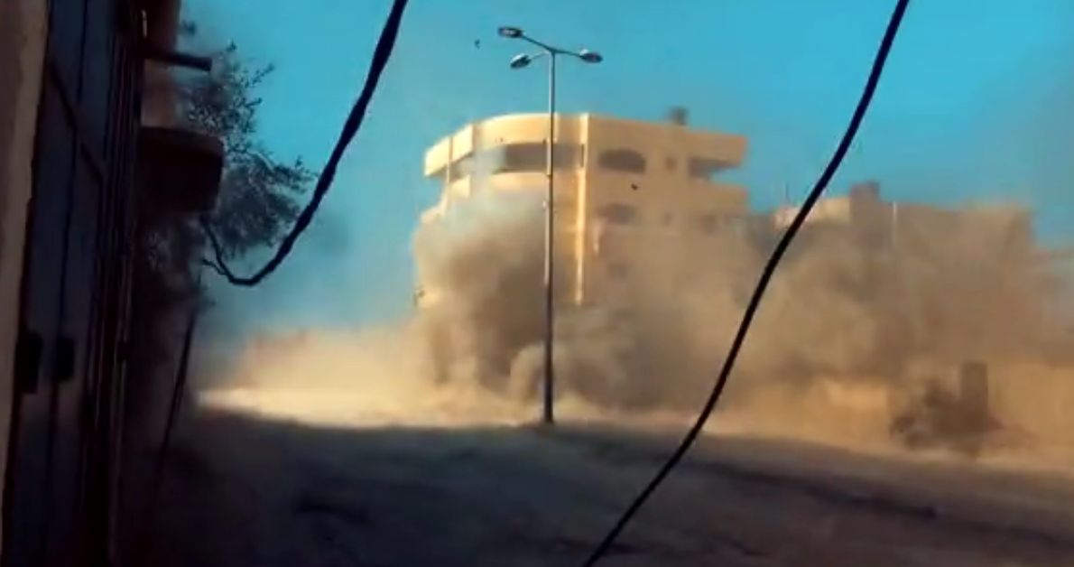 لحظه انهدام زره‌پوشان اسرائیلی توسط گردان‌های قسام + فیلم