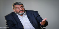 خشم روزنامه اصولگرا از فواد ایزدی؛ مأموریت نانوشته‌اش ایجاد جنجال است/ تضعیف فرماندهان شهید، جز هم‌صدایی با خط رسانه‌ای اسرائیل چه معنایی دارد؟