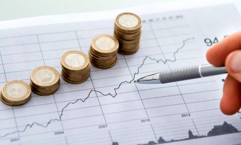 چه اشتباهاتی ماشه تبدیل تورم مزمن به «ابرتورم» را می‌چکانند؟ | لبه پرتگاه کجاست؟ | ابرتورم پدیده‌ای سیاسی است نه اقتصادی!