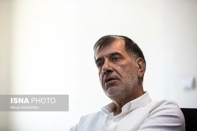 کنایه باهنر به احمدی نژاد/ الآن تن مونتسکیو هم در گور می‌لرزد/ لاریجانی را ردصلاحیت کردند و گفتند به دولت کمک کرده!