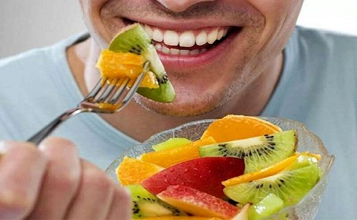  میوه خوردن در این ساعت روز را کنار بگذارید

