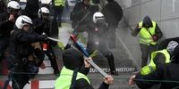فیلم اصابت تیر پلیس فرانسه به چشمان یک دختر