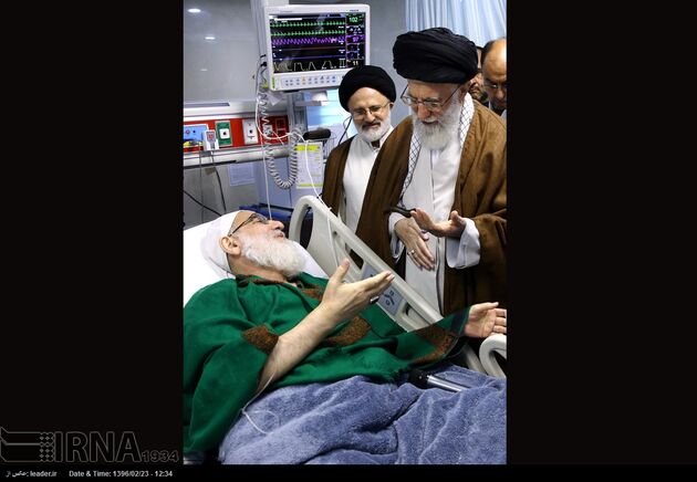 تصاویر عیادت مقام معظم رهبری از آیت الله شاهرودی