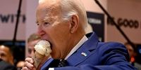 اعتیاد بایدن به بستنی‌ سوژه شد/محبوبیت رئیس‌جمهور آمریکا در قعر چاه