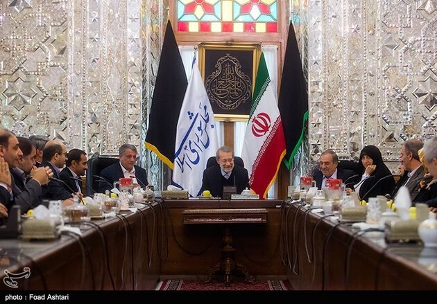 دیدار اعضای شورای شهر تهران با رئیس مجلس