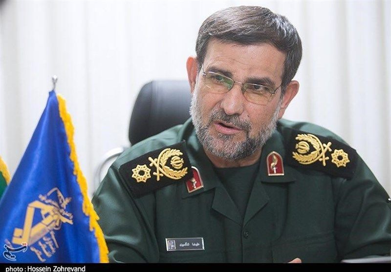 واکنش فرمانده نیروی دریایی سپاه به فروش نفت سرقتی ایران توسط آمریکا