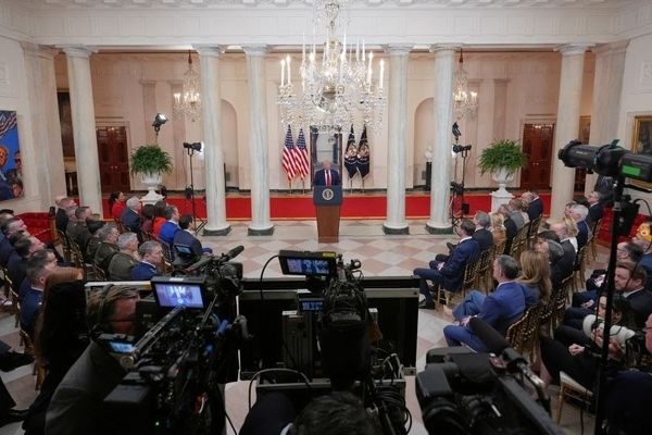  ترامپ در گوشهِ رینگ خودساخته و چند سؤال بی‌پاسخ | جنگ خاورمیانه ریاست‌جمهوری و میراث ترامپ را به خطر انداخت