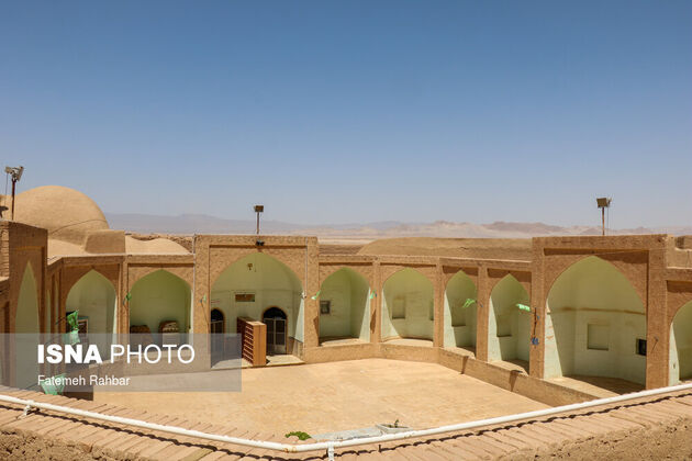 61958706_fatmeh-rahbar-17