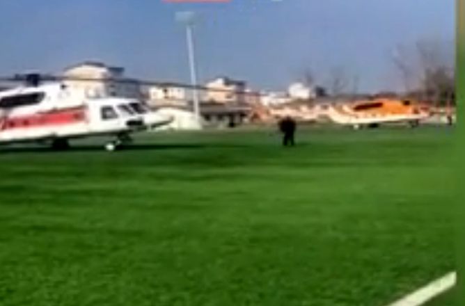 فرود هلی‌کوپتر مشاور پوتین وسط زمین بازی لیگ یک!