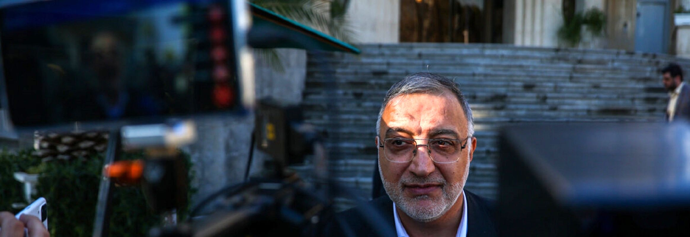 شهردار تهران در شهرکرد از کلید روحانی گفت / این کلید از ارباب و کدخدایش ودیعه گرفته شده بود! + فیلم