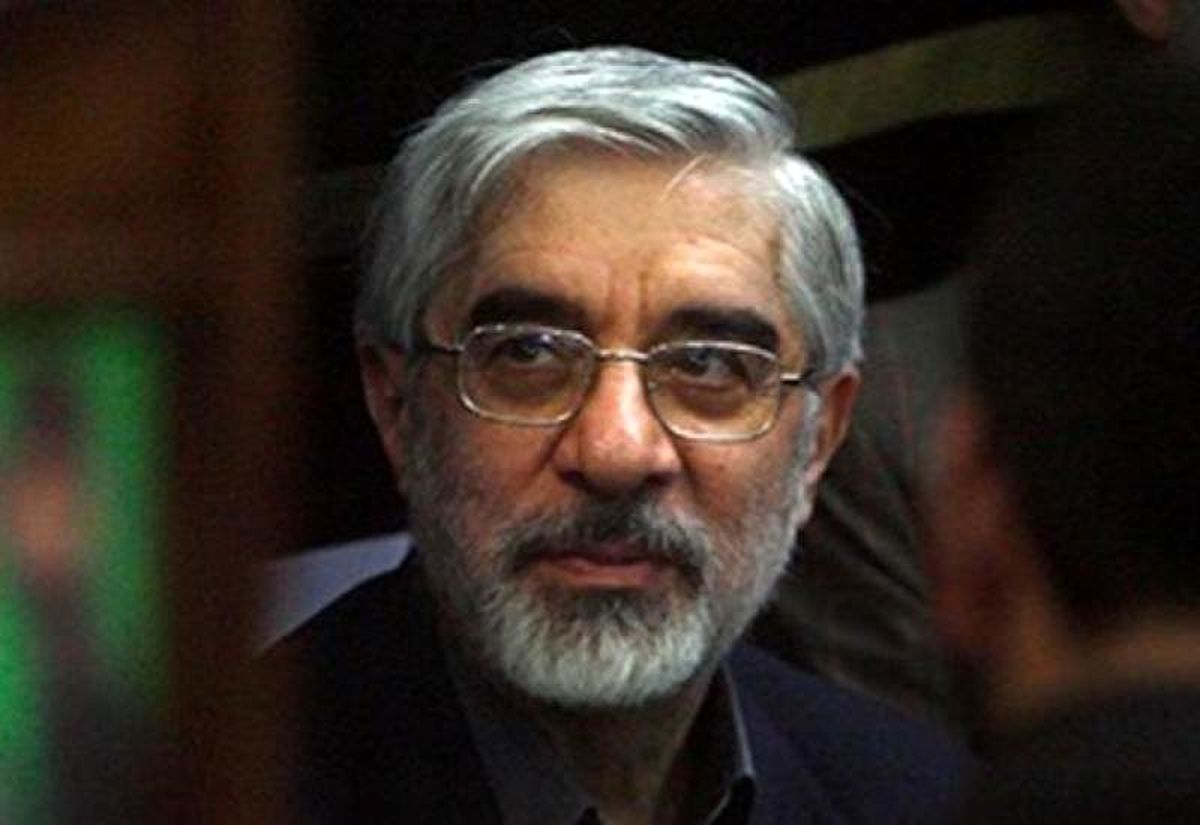 تصاویری از میرحسین موسوی با لباس سپاه