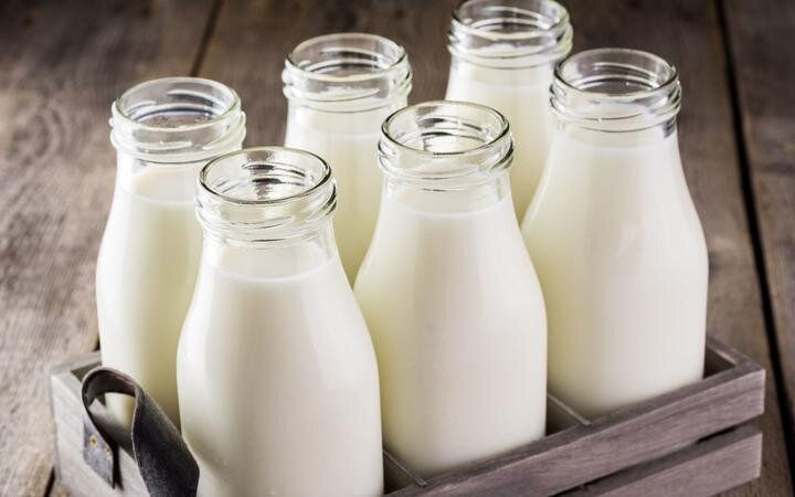 ۶ ماده غذایی که به هیچ وجه نباید با شیر مخلوط شود