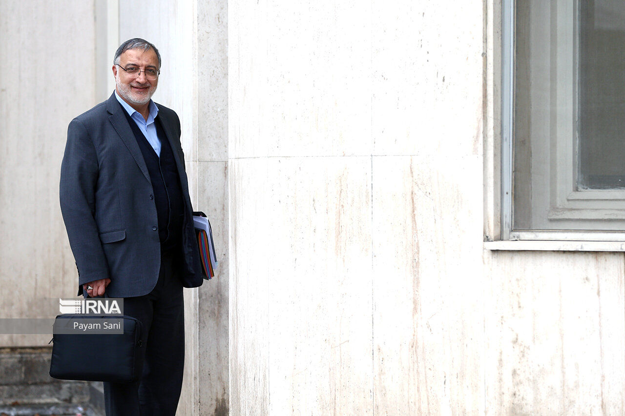 زاکانی: می‌خواهیم در پارکینگ‌ها پناهگاه ایجاد کنیم + فیلم