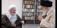 این مرجع تقلید بر پیکر رهبر شهید نماز می خواند