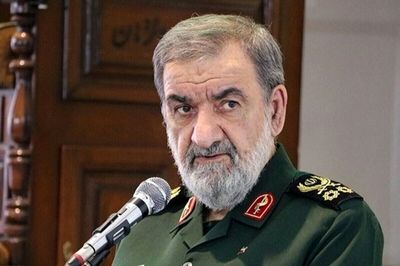 محسن رضایی: ترامپ با آزادسازی 24 میلیارد دلار از دارایی‌های بلوکه‌شده ایران موافقت کرده اما.../ جنگ نامتقارن یکی از ابتکارات سپاه پاسداران است