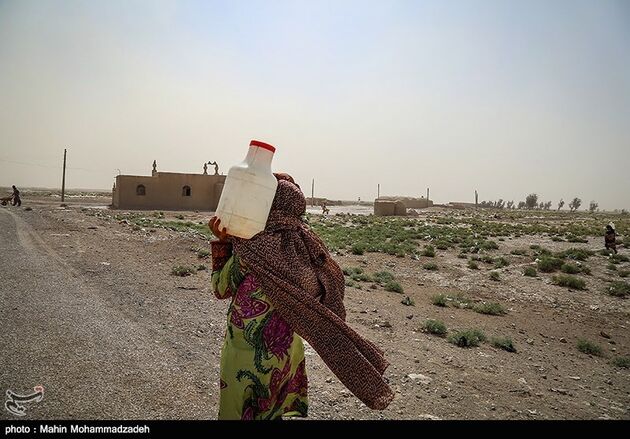 روستاهای هیرمند در بحران
