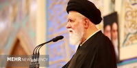 علم الهدی: تضعیف دولت، تضعیف انقلاب است/ نباید در زمین دشمن بازی کنیم/ امروز همه به وحدت محتاجیم