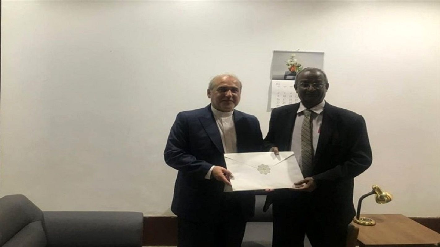 سفیر ایران در سودان استوارنامه خود را تقدیم کرد