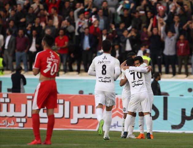 بازی پرسپولیس ونفت1