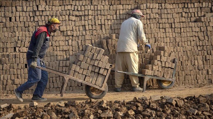 اخراج کودک ایرانی به‌جای افغانستانی؛ «پدر را اخراج کردند فرزندش ایران ماند»/ به‌ اتباع حق مالکیت خصوص ندادیم، چه‌طور باید به ایران علاقه‌مند می‌شدند؟