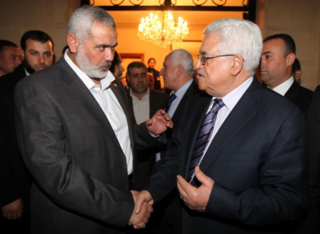 دیدار در پشت درهای بسته / نشست هنیه و محمود عباس با اردوغان